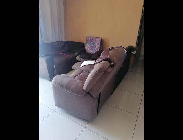 3 BEDROOM SIMPLEX FOR SALE IN BELLAIR